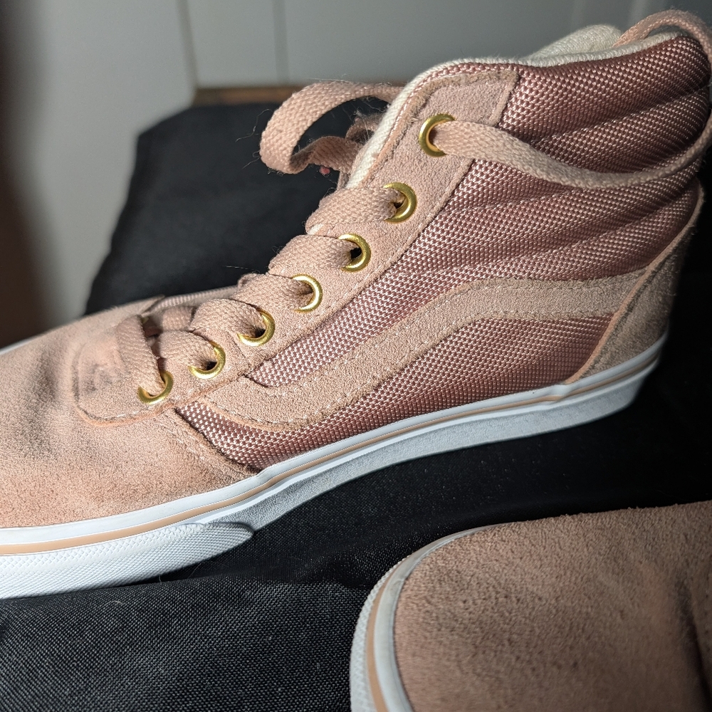 Vans Womens Dusty Rose Pink Gold High Tops Sneaker Shoes Casual Athletic Size 7 - Picture 2 of 8